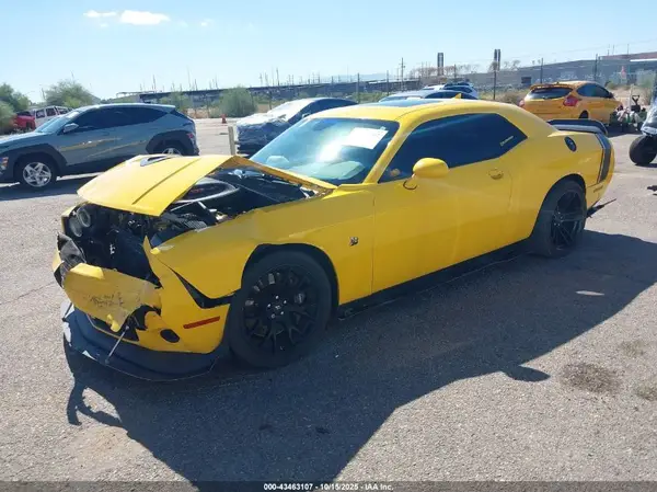 2C3CDZFJ4HH588941 2017 DODGE CHALLENGER - Image 2