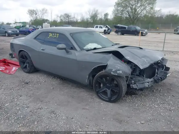 2C3CDZFJ4HH598417 2017 DODGE CHALLENGER - Image 1