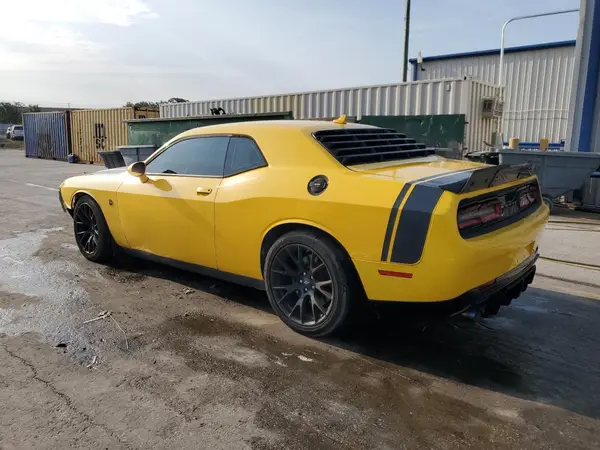 2C3CDZFJ4HH637913 2017 DODGE CHALLENGER - Image 2