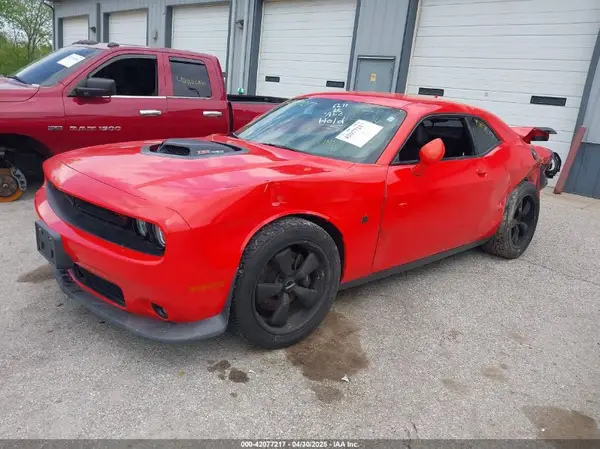 2C3CDZFJ4HH648703 2017 DODGE CHALLENGER - Image 2