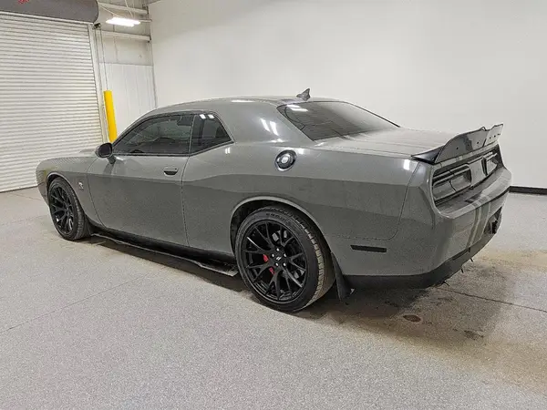 2C3CDZFJ4JH146649 2018 DODGE CHALLENGER - Image 2