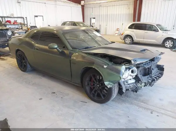 2C3CDZFJ4JH171583 2018 DODGE CHALLENGER - Image 1