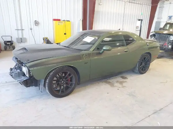 2C3CDZFJ4JH171583 2018 DODGE CHALLENGER - Image 2