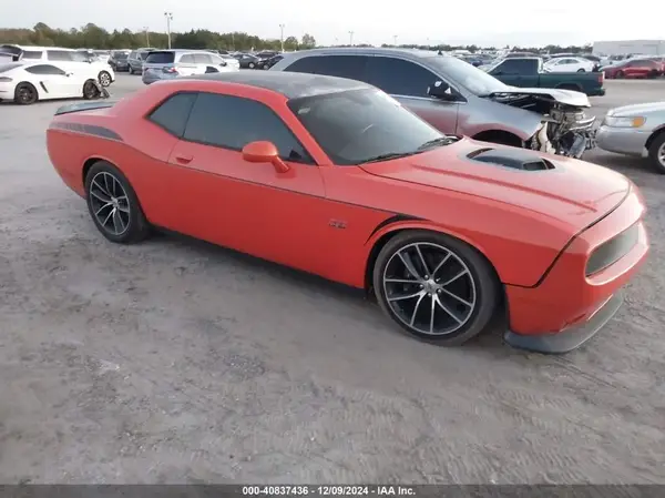 2C3CDZFJ4JH333292 2018 DODGE CHALLENGER - Image 1