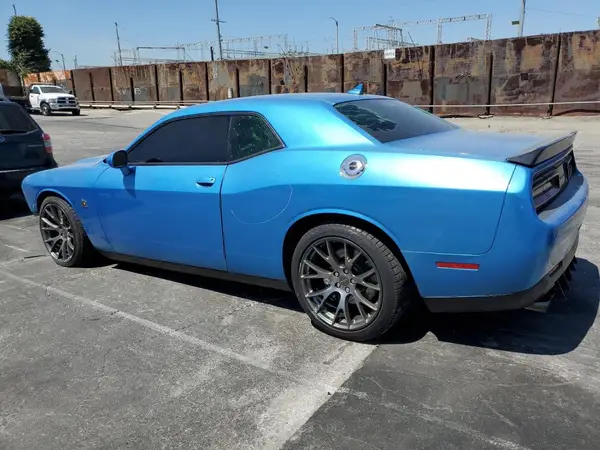 2C3CDZFJ4JH334765 2018 DODGE CHALLENGER - Image 2