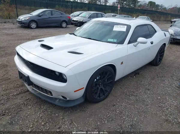 2C3CDZFJ4KH509260 2019 DODGE CHALLENGER - Image 2