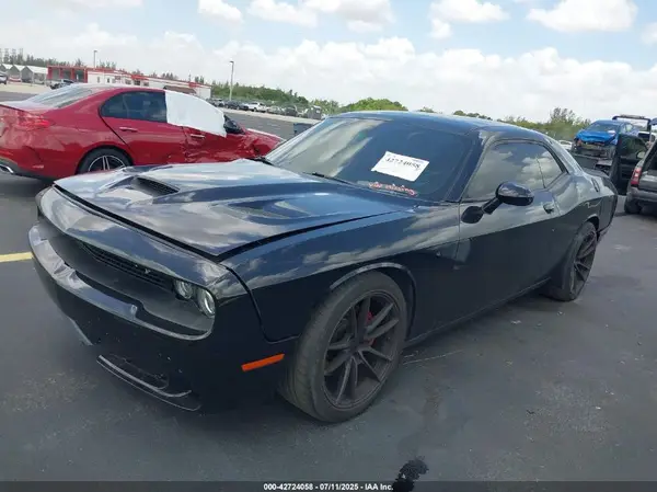 2C3CDZFJ4KH581477 2019 DODGE CHALLENGER - Image 2