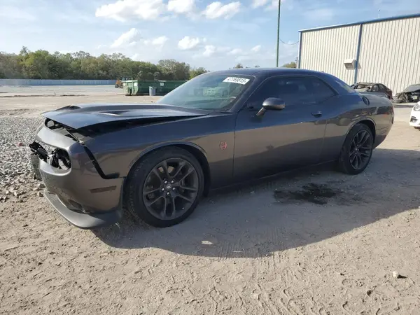 2C3CDZFJ4LH143463 2020 DODGE CHALLENGER - Image 1