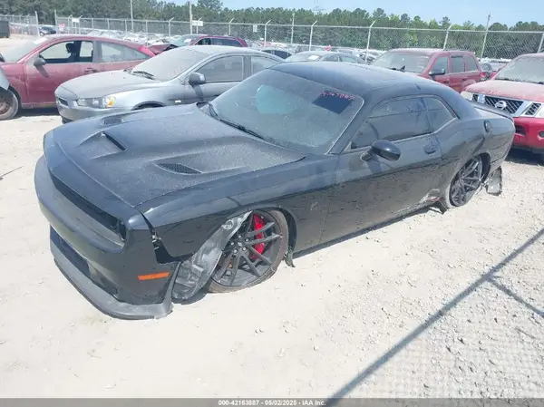 2C3CDZFJ4PH520489 2023 DODGE CHALLENGER - Image 2