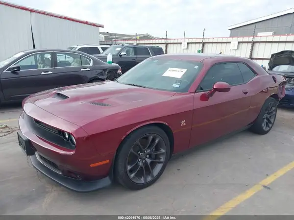 2C3CDZFJ4PH617904 2023 DODGE CHALLENGER - Image 2