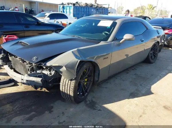 2C3CDZFJ5HH618528 2017 DODGE CHALLENGER - Image 2