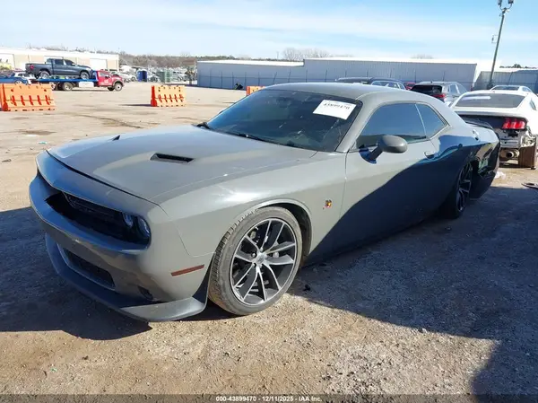 2C3CDZFJ5HH624572 2017 DODGE CHALLENGER - Image 2