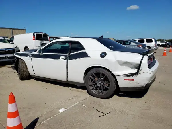 2C3CDZFJ5JH172550 2018 DODGE CHALLENGER - Image 2