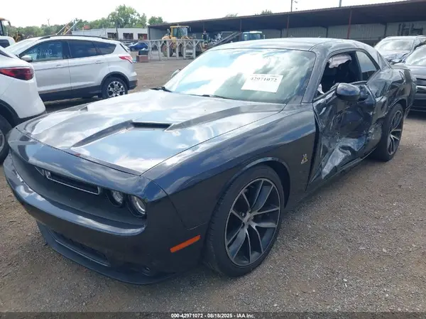 2C3CDZFJ5JH259638 2018 DODGE CHALLENGER - Image 2