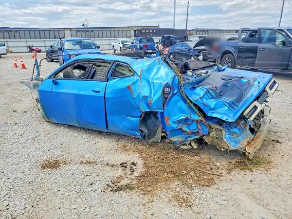 2C3CDZFJ5KH566843 2019 DODGE CHALLENGER - Image 2