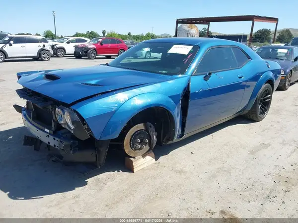 2C3CDZFJ5LH239635 2020 DODGE CHALLENGER - Image 2