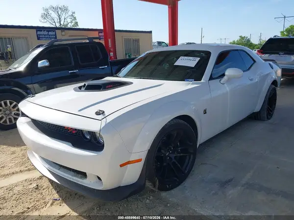 2C3CDZFJ5PH558054 2023 DODGE CHALLENGER - Image 2