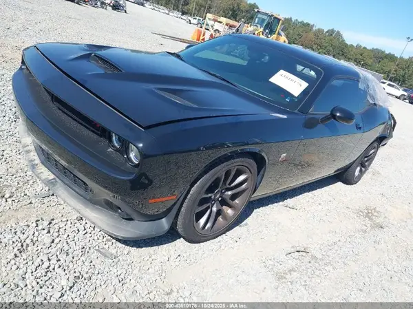 2C3CDZFJ5PH621539 2023 DODGE CHALLENGER - Image 2