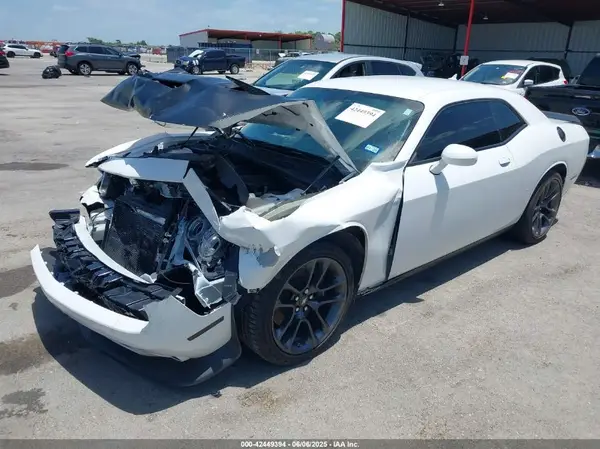 2C3CDZFJ5PH686133 2023 DODGE CHALLENGER - Image 2