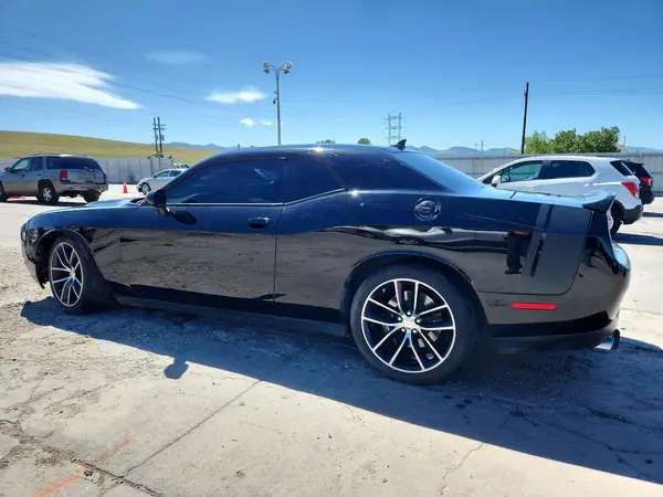2C3CDZFJ6GH221795 2016 DODGE CHALLENGER - Image 2
