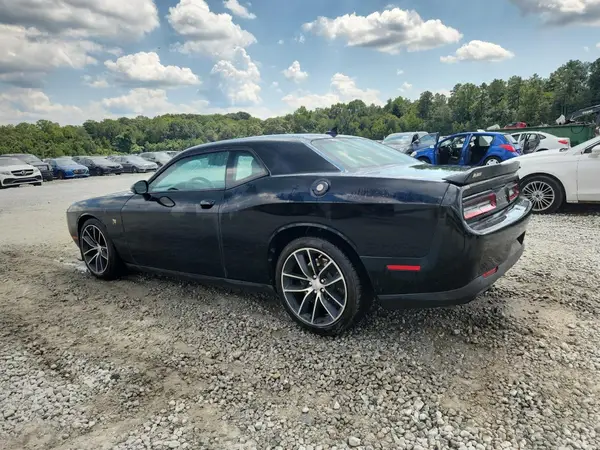 2C3CDZFJ6GH301324 2016 DODGE CHALLENGER - Image 2