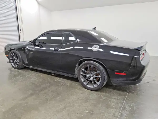 2C3CDZFJ6GH316793 2016 DODGE CHALLENGER - Image 2