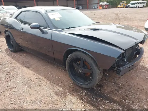2C3CDZFJ6GH317197 2016 DODGE CHALLENGER - Image 1