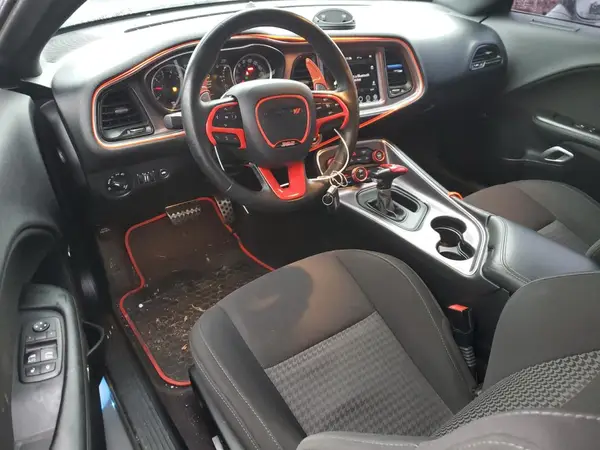 2C3CDZFJ6HH517806 2017 DODGE CHALLENGER - Image 8