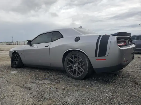 2C3CDZFJ6JH228205 2018 DODGE CHALLENGER - Image 2