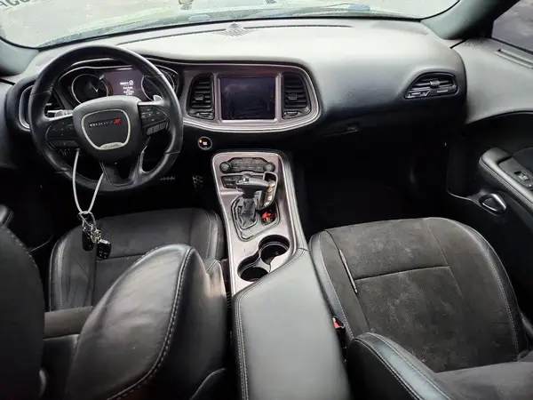 2C3CDZFJ6JH236501 2018 DODGE CHALLENGER - Image 8