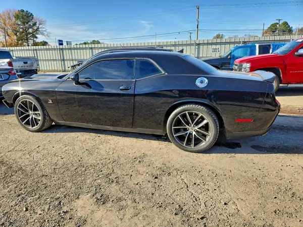 2C3CDZFJ6JH283849 2018 DODGE CHALLENGER - Image 2