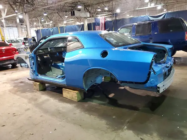 2C3CDZFJ6JH311536 2018 DODGE CHALLENGER - Image 2