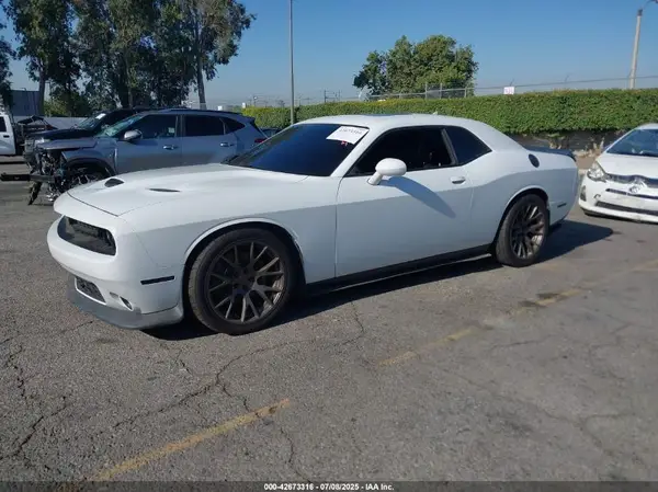 2C3CDZFJ6KH521958 2019 DODGE CHALLENGER - Image 2