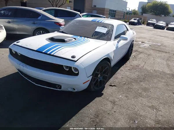 2C3CDZFJ6KH749944 2019 DODGE CHALLENGER - Image 2