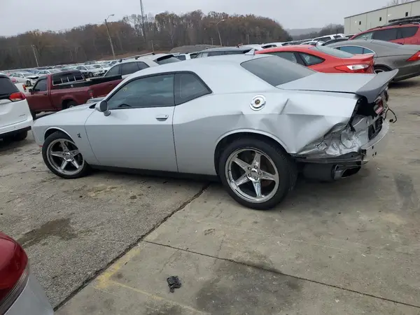 2C3CDZFJ6LH105667 2020 DODGE CHALLENGER - Image 2