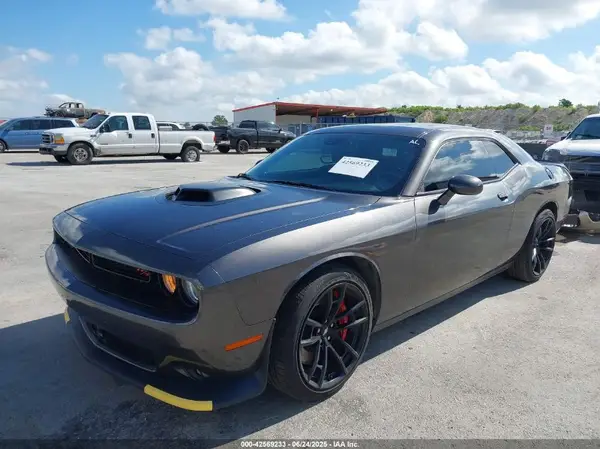 2C3CDZFJ6LH182068 2020 DODGE CHALLENGER - Image 2