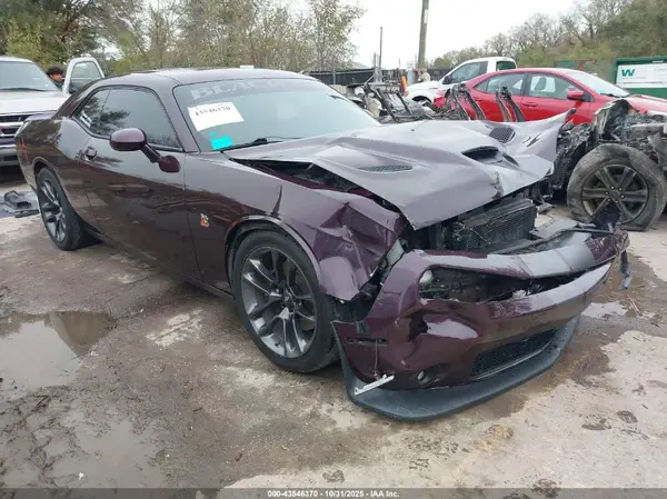 2C3CDZFJ6MH517136 2021 DODGE CHALLENGER - Image 1