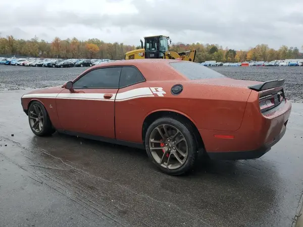 2C3CDZFJ6NH211037 2022 DODGE CHALLENGER - Image 2