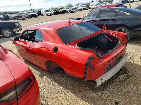 2C3CDZFJ7GH125335 2016 DODGE CHALLENGER - Image 2