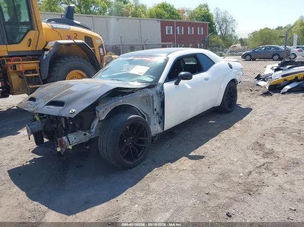 2C3CDZFJ7GH145696 2016 DODGE CHALLENGER - Image 2