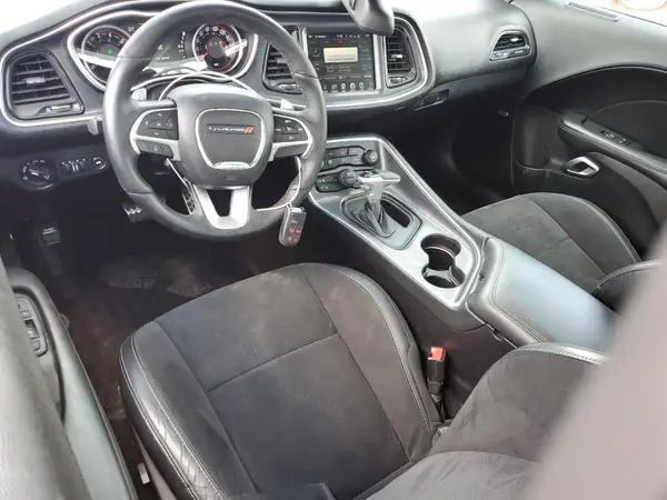2C3CDZFJ7GH314180 2016 DODGE CHALLENGER - Image 8