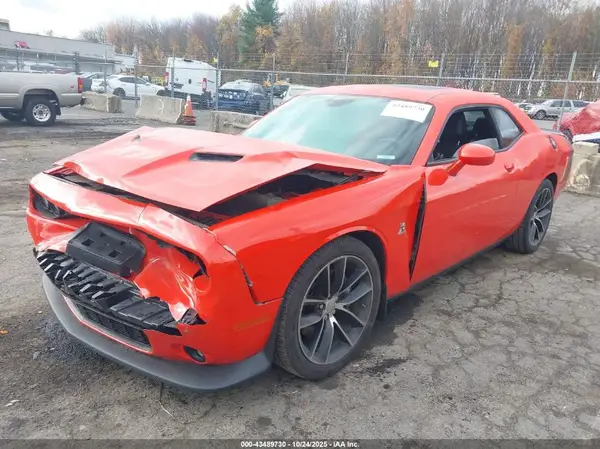 2C3CDZFJ7GH344327 2016 DODGE CHALLENGER - Image 2
