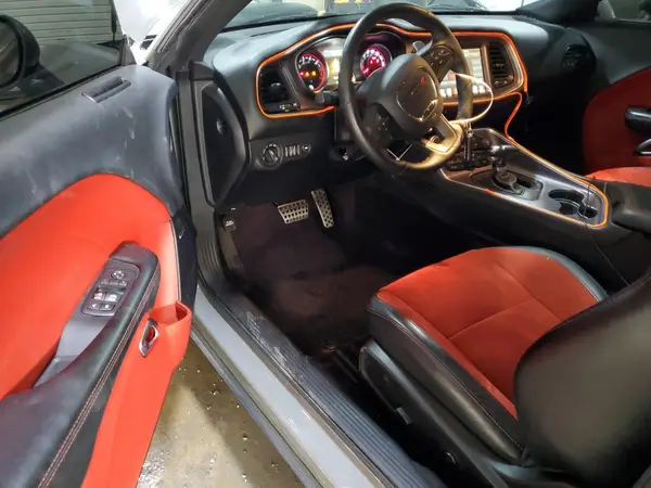 2C3CDZFJ7HH587606 2017 DODGE CHALLENGER - Image 8