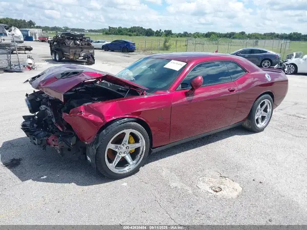 2C3CDZFJ7JH255672 2018 DODGE CHALLENGER - Image 2