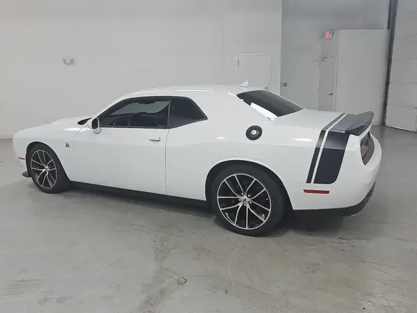 2C3CDZFJ7JH270124 2018 DODGE CHALLENGER - Image 2