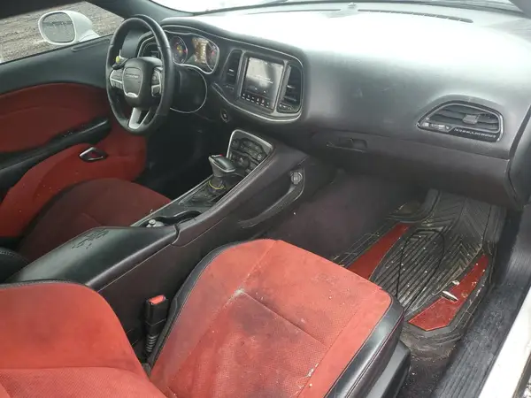 2C3CDZFJ7JH283925 2018 DODGE CHALLENGER - Image 8