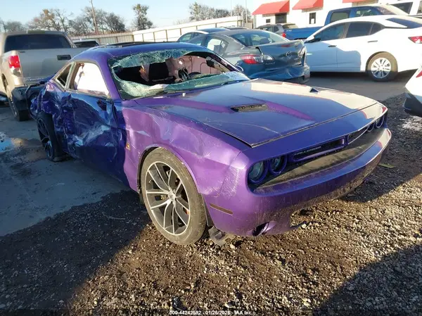 2C3CDZFJ7JH327910 2018 DODGE CHALLENGER - Image 1
