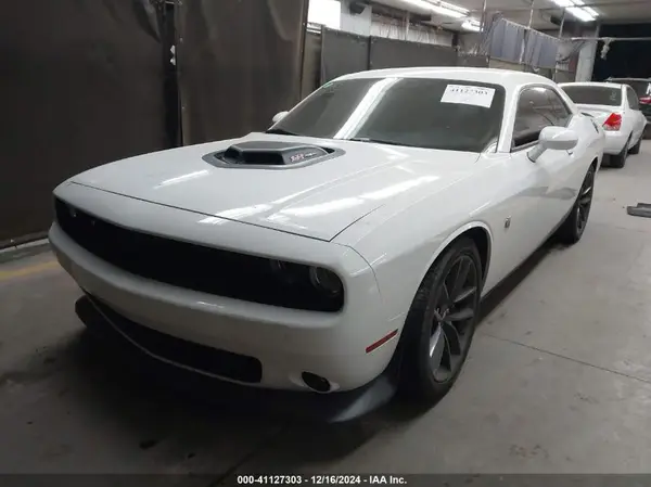 2C3CDZFJ7KH705595 2019 DODGE CHALLENGER - Image 2