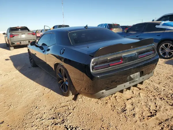 2C3CDZFJ7KH707038 2019 DODGE CHALLENGER - Image 2