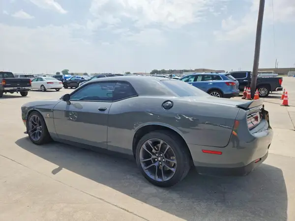 2C3CDZFJ7PH662674 2023 DODGE CHALLENGER - Image 2
